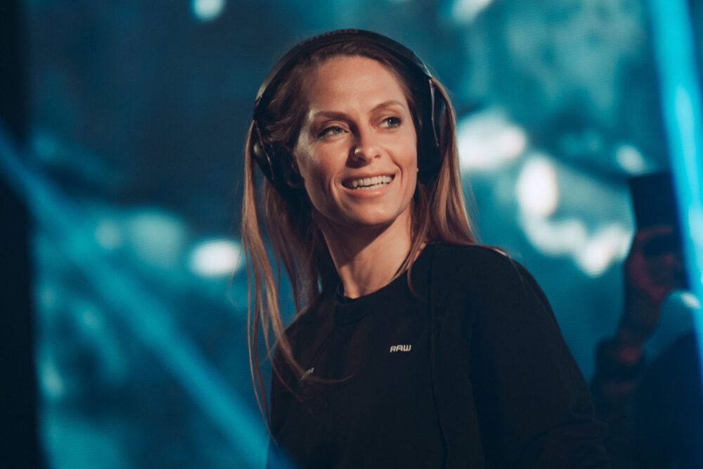 Nora En Pure